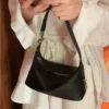 Women shoulder bag size 22 durable and beautiful grained leather